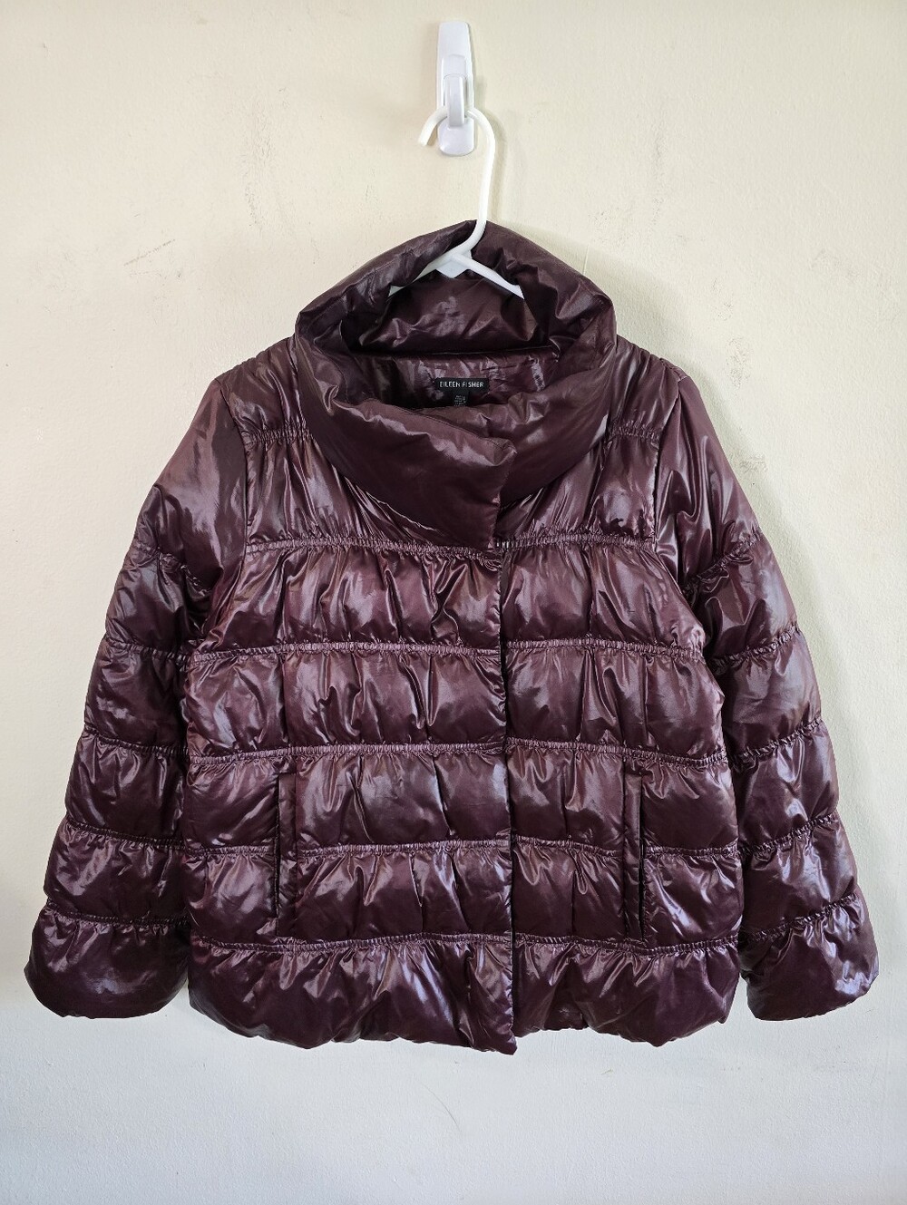Eileen Fisher Puffer Jacket Women's M Burgundy Plum 80/20 Down Feather Coat Fall